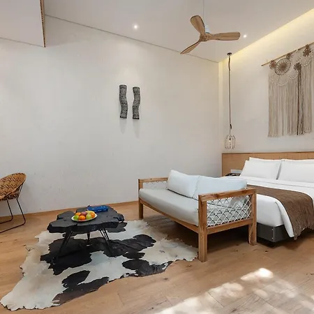 Manli Hotel Shanghai Pudong Airport - Pet Friendly Exterior photo