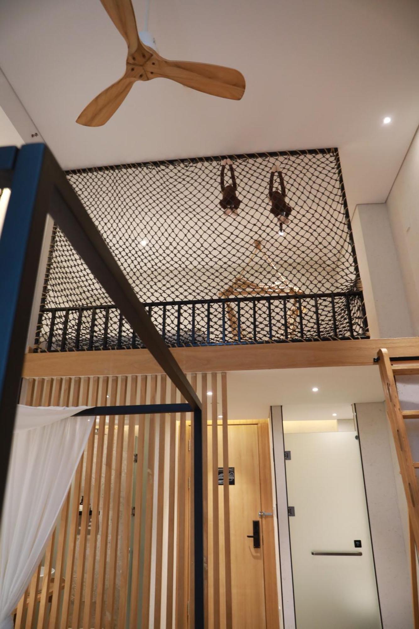 Отель Manli Pudong Airport - Pet Friendly