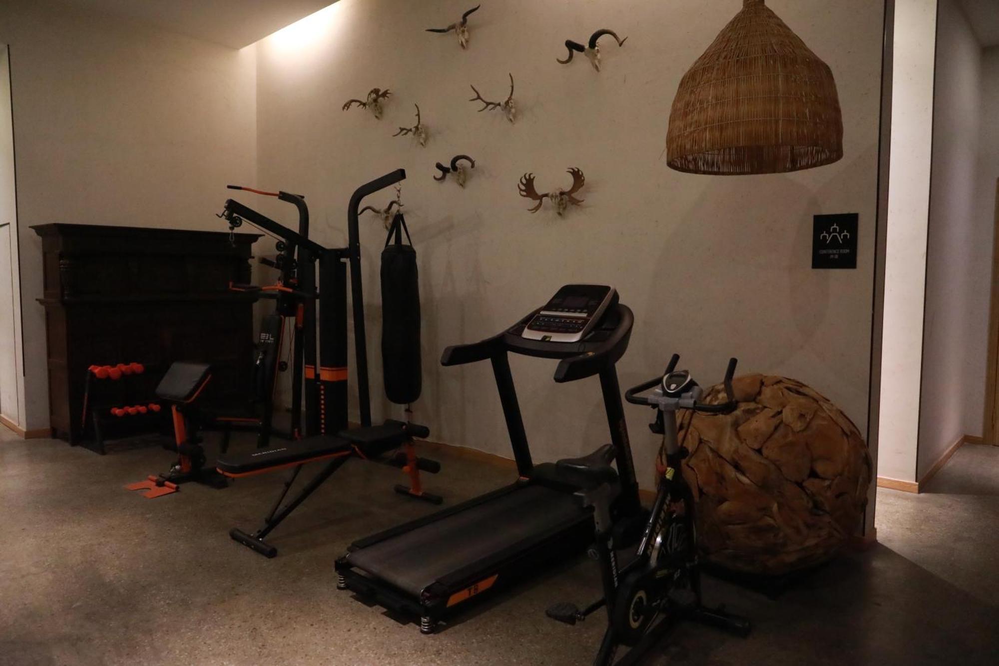 Manli Pudong Airport - Pet Friendly Shanghai