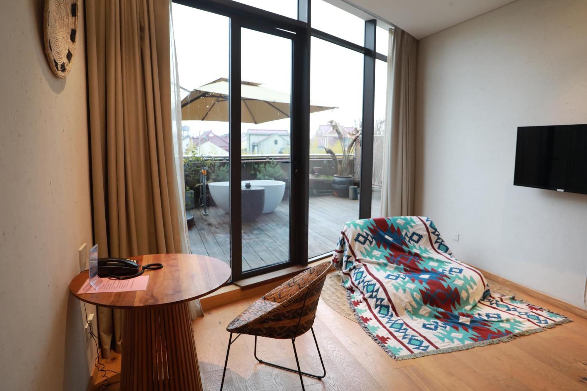 Manli Pudong Airport - Pet Friendly Shanghai