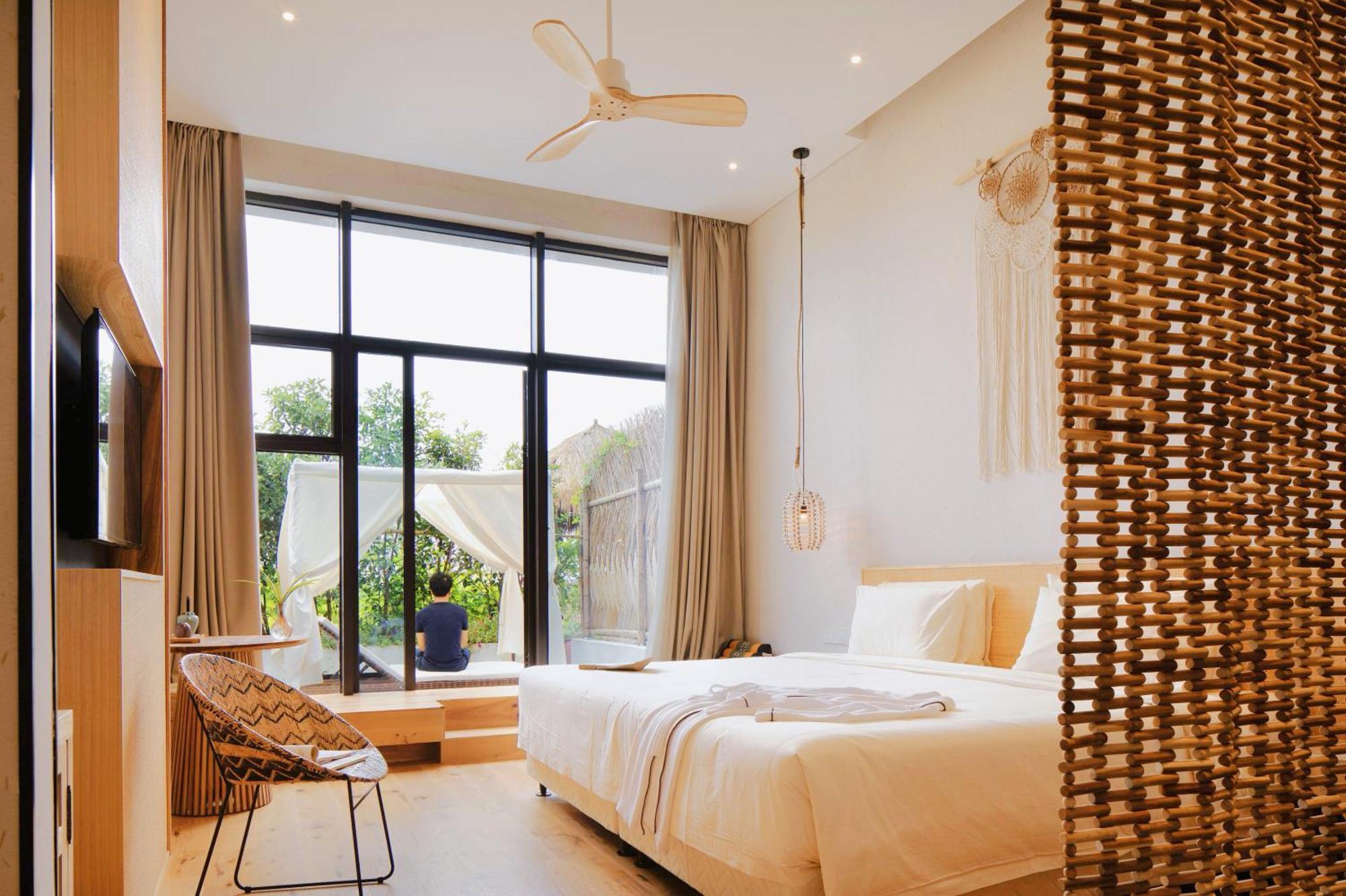 Manli Pudong Airport - Pet Friendly 4*