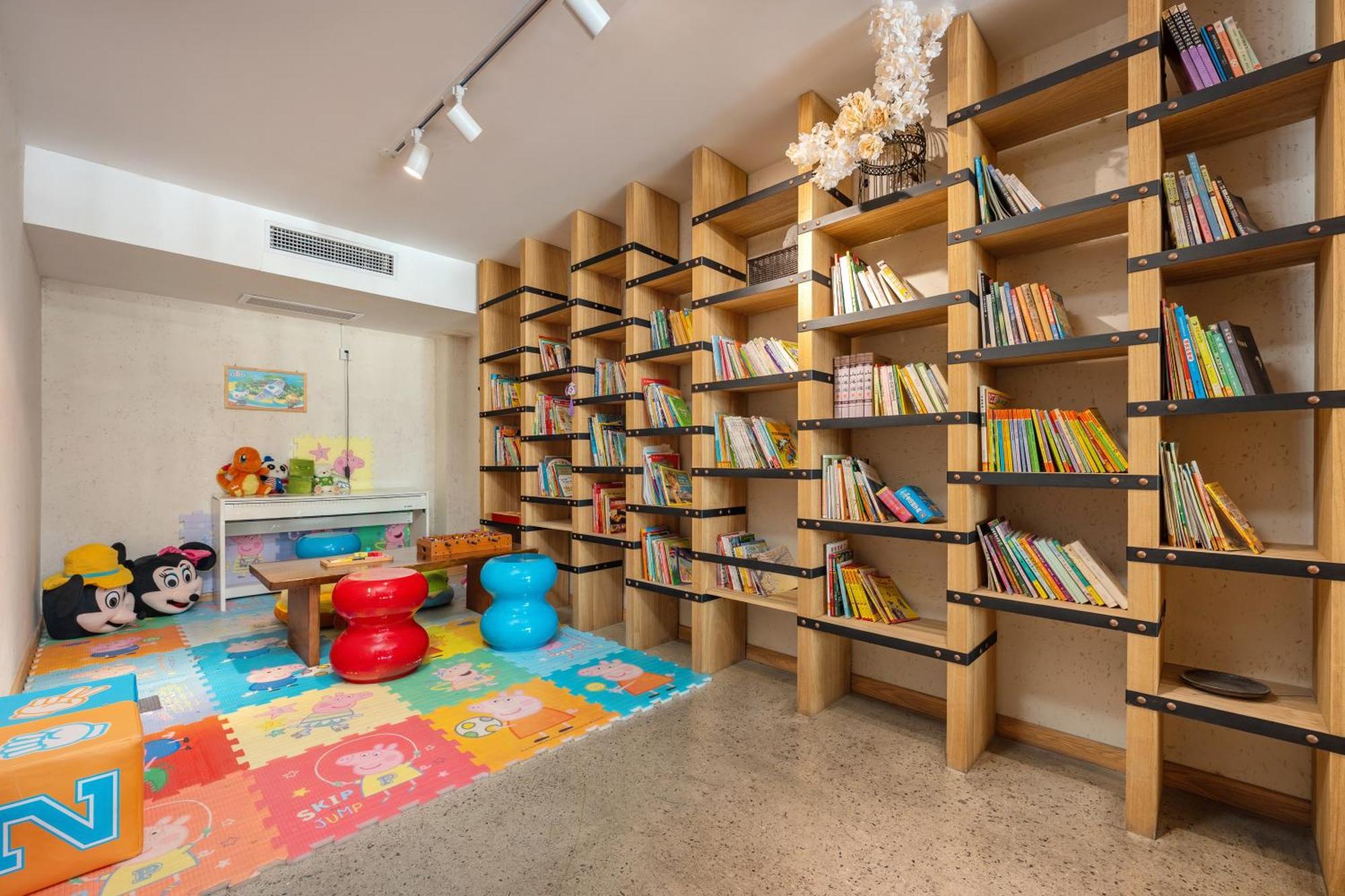Manli Pudong Airport - Pet Friendly Shanghai