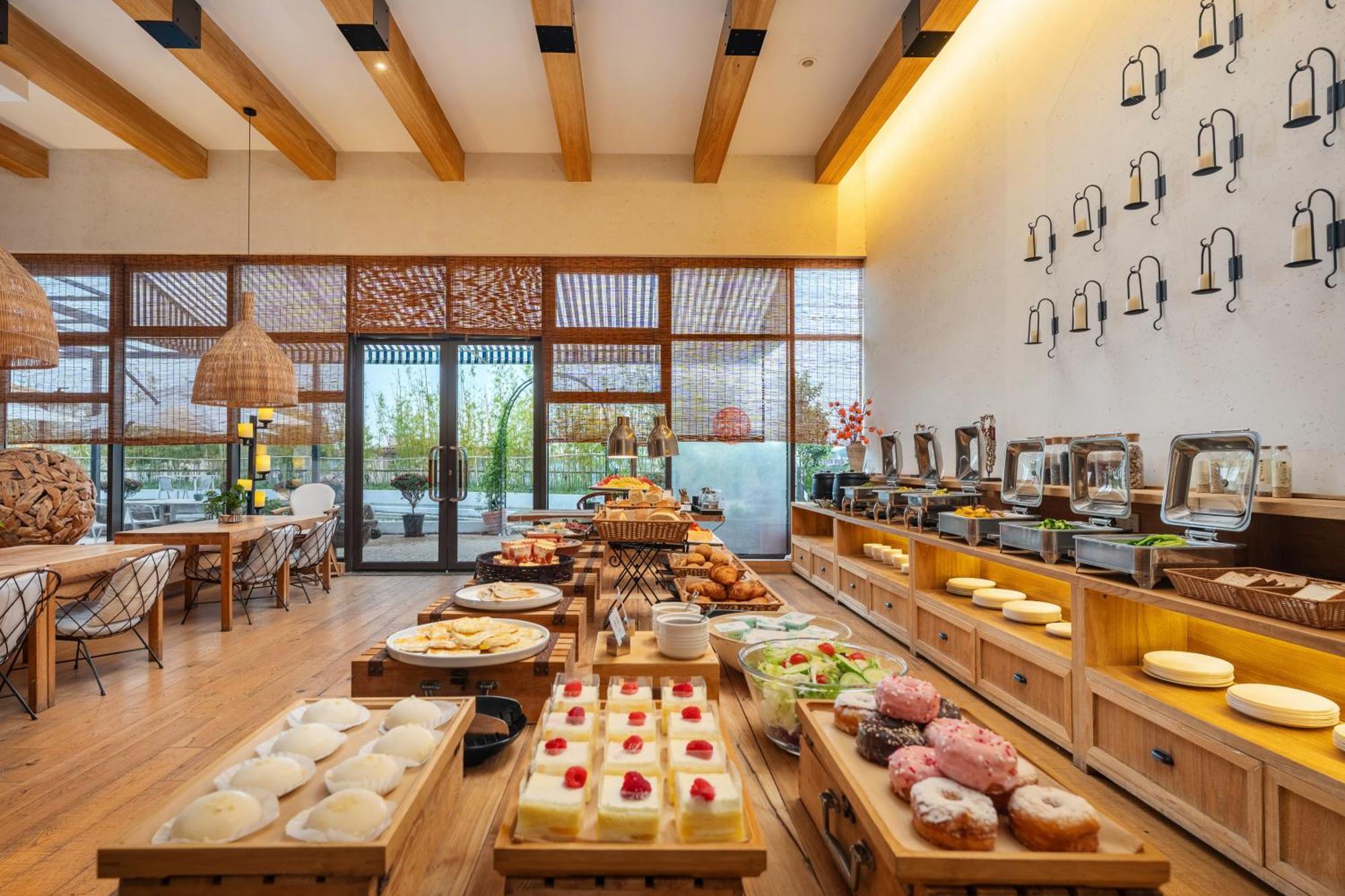 Hotel Manli Pudong Airport - Pet Friendly Shanghai